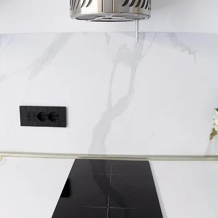 Venice 20 Min N1 Black Dyamond Luxury Suitte