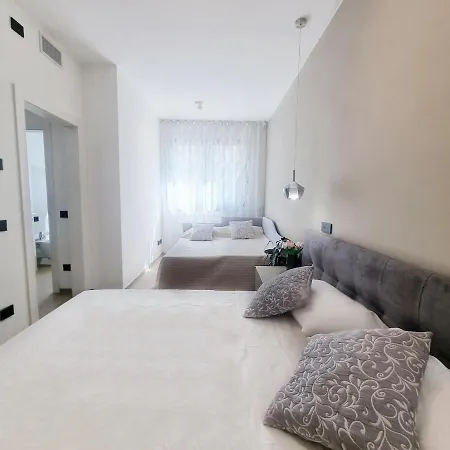 Appartement Venice 20 Min N1 Black Dyamond Luxury Suitte